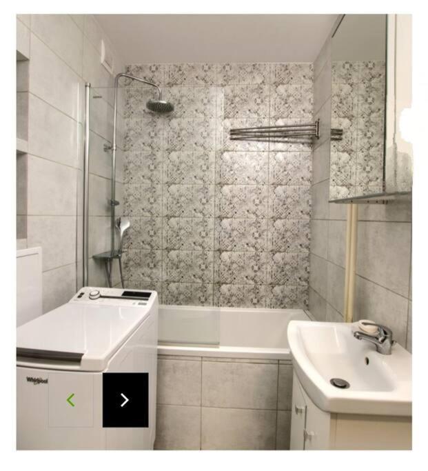 Mieszkanie Blisko Plazy W Pelni Wyposazone Apartment Gdansk Bagian luar foto